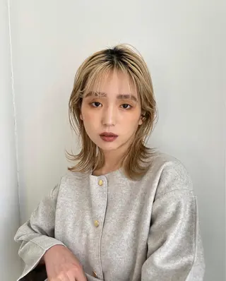 セミロング カラー 透明感カラー/顔周り レイヤー/髪質改善のヘアスタイル