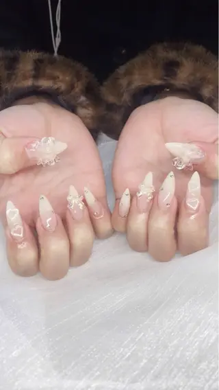 ネイル Squeen Nailのネイルデザイン
