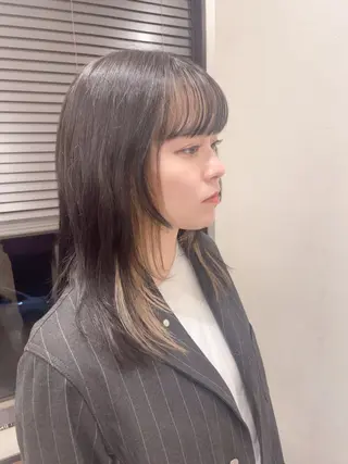 セミロング 奈良 明日香のヘアスタイル