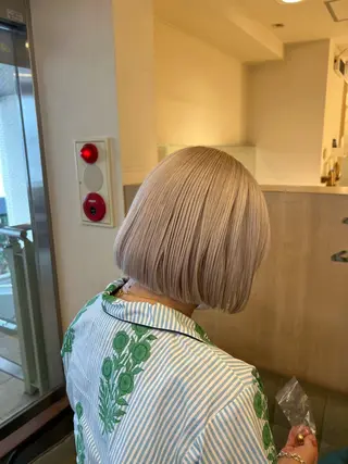 カラー 久永 菫のヘアスタイル
