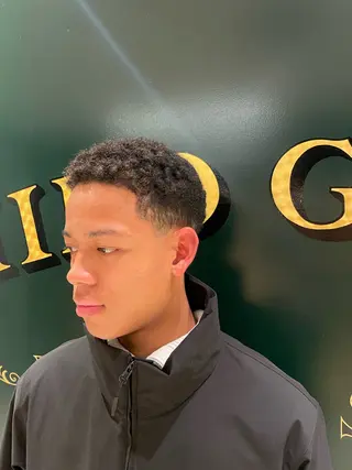 ショート 鈴木 星多のヘアスタイル