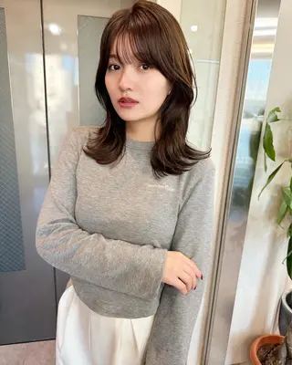 ミディアム 鎌倉 彩のヘアスタイル