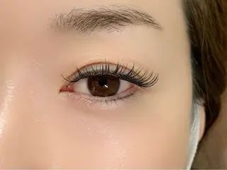 マツエク・マツパ 難波駅すぐ🩵当日予 約◎eye✨UENOのマツエク・マツパデザイン