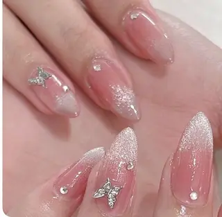ネイル HIN NAILのネイルデザイン