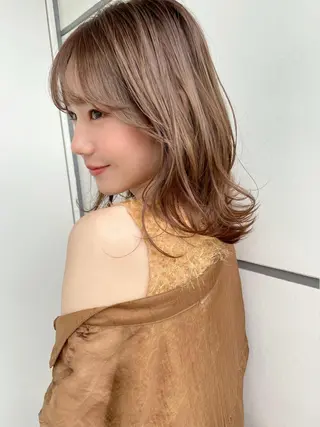 セミロング パーマ 結べるレイヤーボブ くびれLady表参道のヘアスタイル