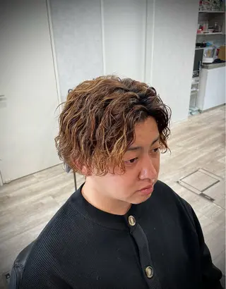 セミロング カラー パーマ メンズ 大西 貴のヘアスタイル