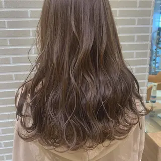 セミロング 潟上 菜摘のヘアスタイル
