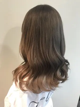 セミロング カラー knock【ノック】所属・烏丸韓国ヘア🇰🇷 ayaka🎀のヘアスタイル