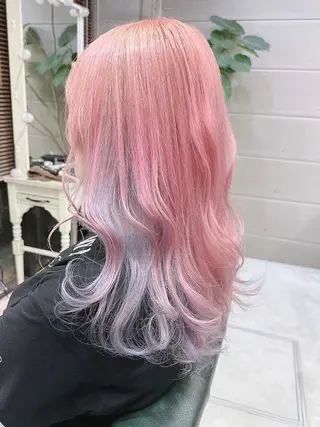 ロング カラー ヘアアレンジ 𝐑𝐈𝐍𝐊𝐀 🐣🩷のヘアスタイル