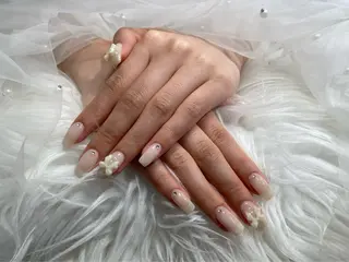 ネイル 🌈 Laule'aのネイルデザイン