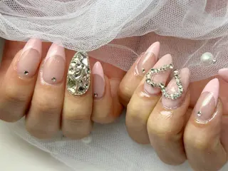 ネイル Queennail 北堀江AYAのネイルデザイン