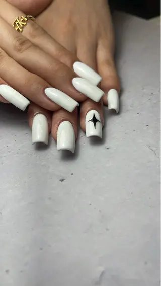 ネイル Nail Salon L'arc所属・☆Mèo ☆のネイルデザイン