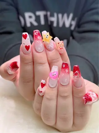 ネイル lucky nail 歌舞伎町のネイルデザイン