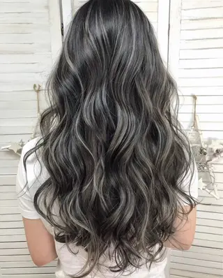 ロング カラー LicoHair所属・LicoHair HARUKAのヘアスタイル