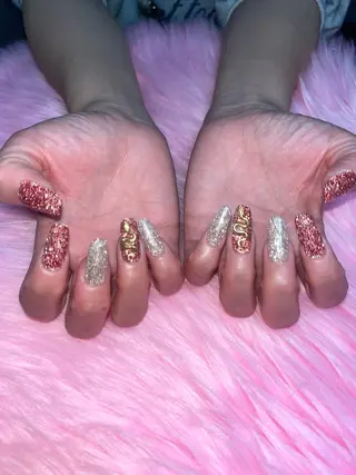 ネイル 川崎 友美のネイルデザイン