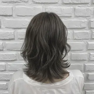 ミディアム カラー ヘアアレンジ 【センターパート/ マッシュ】ryokaのヘアスタイル