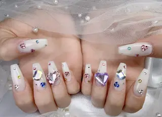 ネイル YK 美学院のネイルデザイン