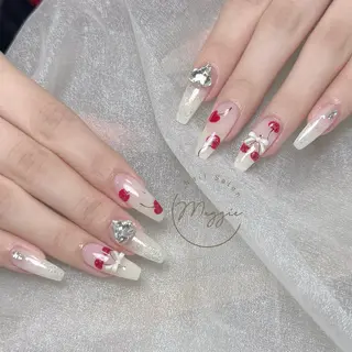 ネイル Maggie Nail🦩のネイルデザイン