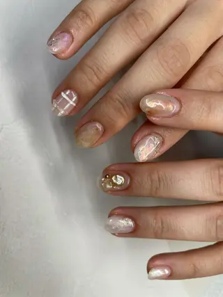 ロング カラー ヘアアレンジ キッズ ネイル マツエク・マツパ 福田 加奈のネイルデザイン