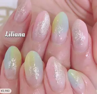 ネイル 艶々の美爪を〜 【リリアーナ】のネイルデザイン