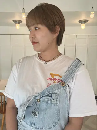 ショート ブリーチカラー🎀 韓国風/寺門美優のヘアスタイル