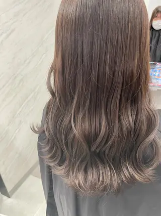 カラー AIRI layer cut hairのヘアスタイル