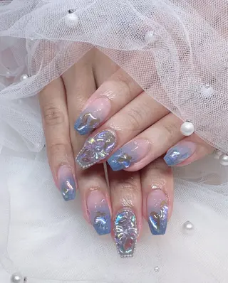 ネイル ネイリストKanon シェルウェリナ 船橋のネイルデザイン