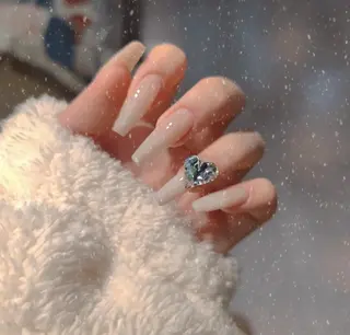 ネイル D-BEAUTY Nailsalonのネイルデザイン