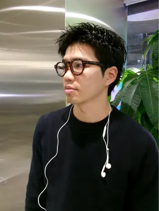 ショート ARISA︎ ハイトーン/メンズCのヘアスタイル