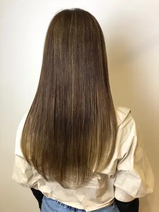 ロング カラー 青野 文香のヘアスタイル