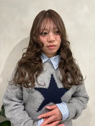 ロング 森住 優香のヘアスタイル