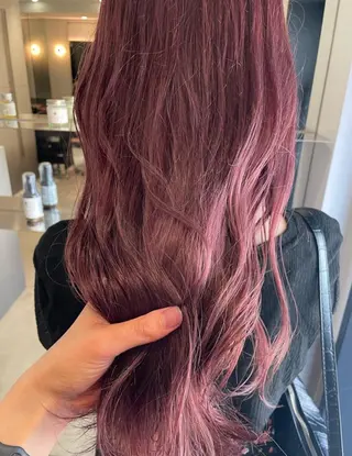 ロング カラー 風香🪼レイヤー カット/艶カラーのヘアスタイル