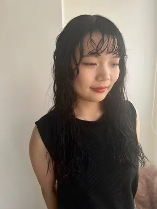 ロング Sherry/R 三川町 ayakaのヘアスタイル