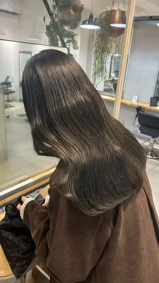 セミロング LOE所属・LOE Yuuka/42🩵のヘアスタイル