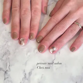 ネイル KOMINE TOMOKOのネイルデザイン