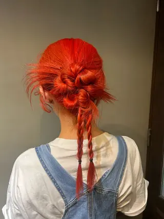 セミロング L STUDIO所属・ハイトーン/ブリーチ 🧁soraのヘアスタイル