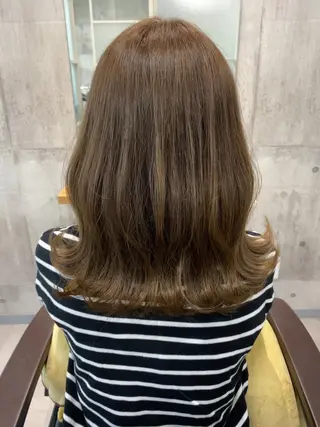 ミディアム newi WASHIOのヘアスタイル