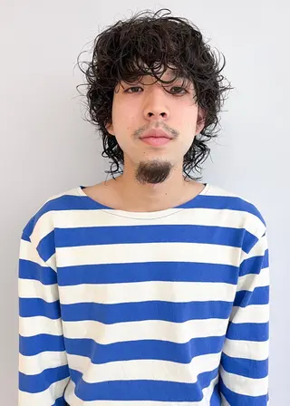 メンズ Kva所属・ウルフ/ハイトーン /髪質改善/AIRIのヘアスタイル