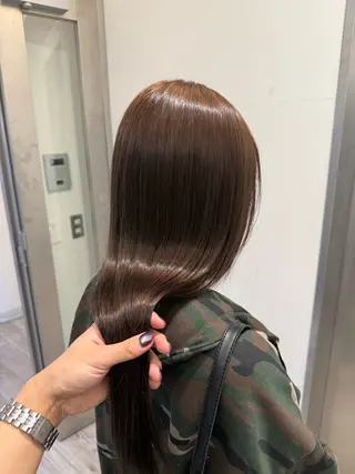 ロング カラー クロギ リョウのヘアスタイル