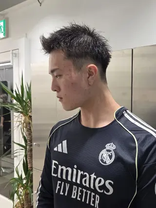 ショート ill 天神大名所属・YOKUTO お悩み解決提案のヘアスタイル