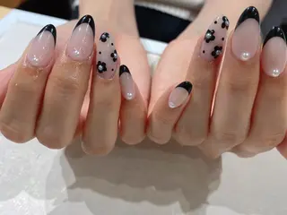 ミディアム Nail  R💫 naoのネイルデザイン