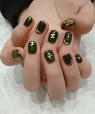 ネイル 會田 瑠衣のネイルデザイン