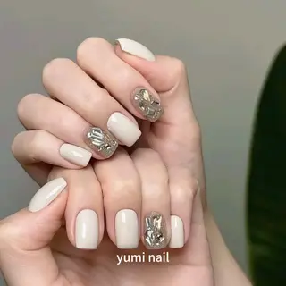 ネイル 𝐲𝐮𝐦𝐢🎀 長さ出しデザイン専門のネイルデザイン