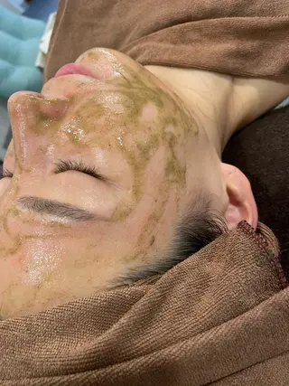 美容鍼灸サロン mahoroba院長のエステ・リラクイメージ