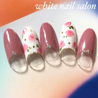 ネイル white nail salonのネイルデザイン