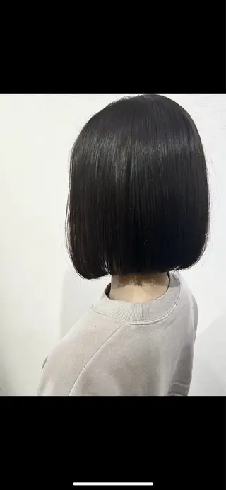 ショート 切っぱなし💇‍♀️ イヤリング🎨龍之介のヘアスタイル