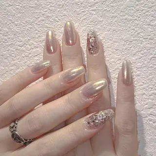 セミロング ネイル フィルイン、長さ出し 深爪矯正のネイルデザイン