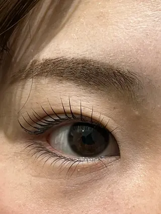 マツエク・マツパ Cure所属・三澤 朱里の眉毛・アイブロウイメージ