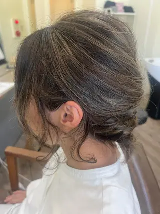 ミディアム カラー 鶴見 和美のヘアスタイル