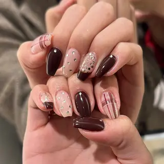 ネイル She nail studio 原宿店所属・🧸原宿の美フォルム ネイリスト🧸いいだのネイルデザイン